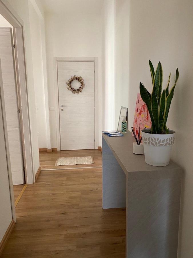 Easy Dimora Apartman Cagliari Kültér fotó