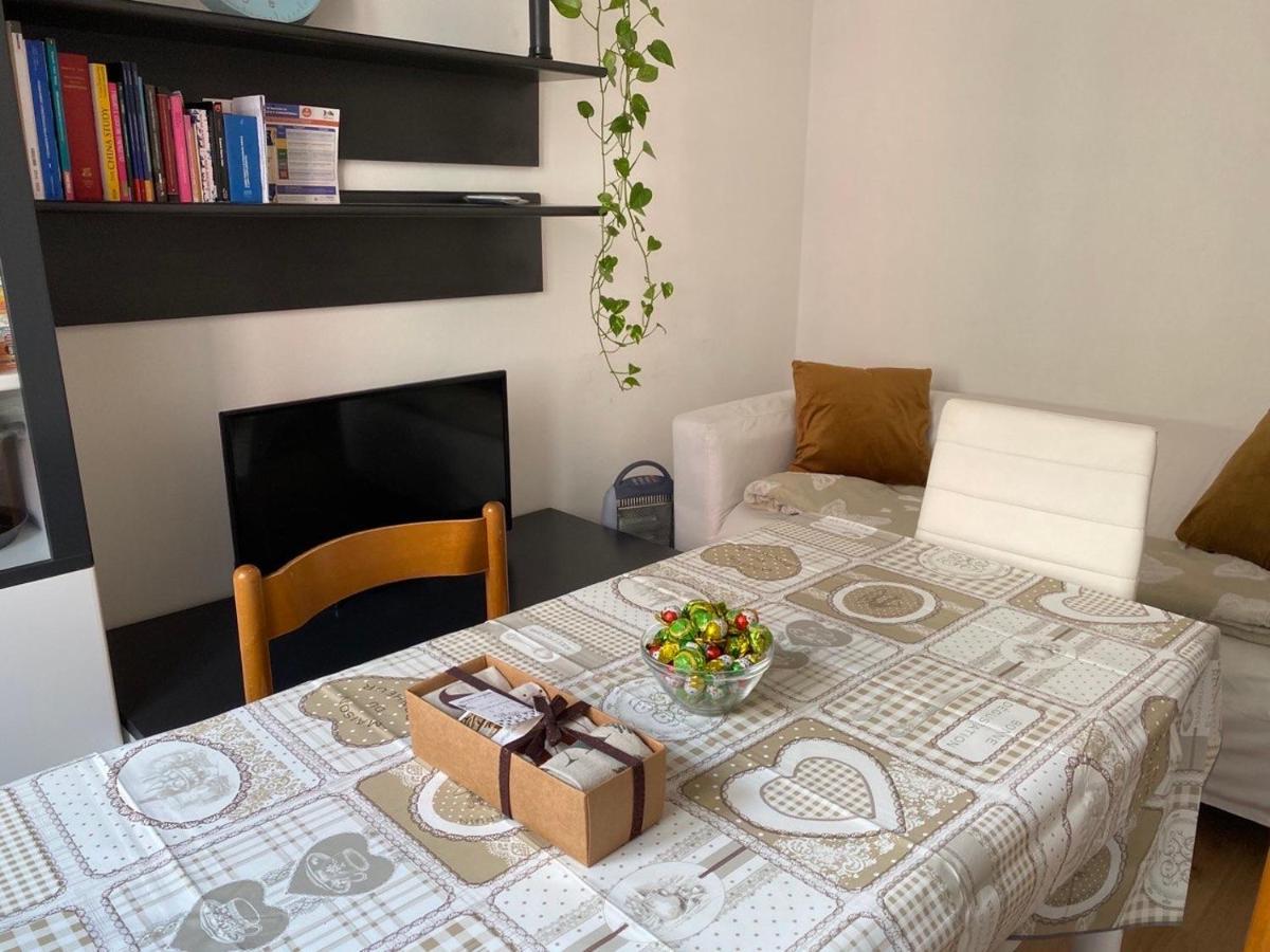 Easy Dimora Apartman Cagliari Kültér fotó